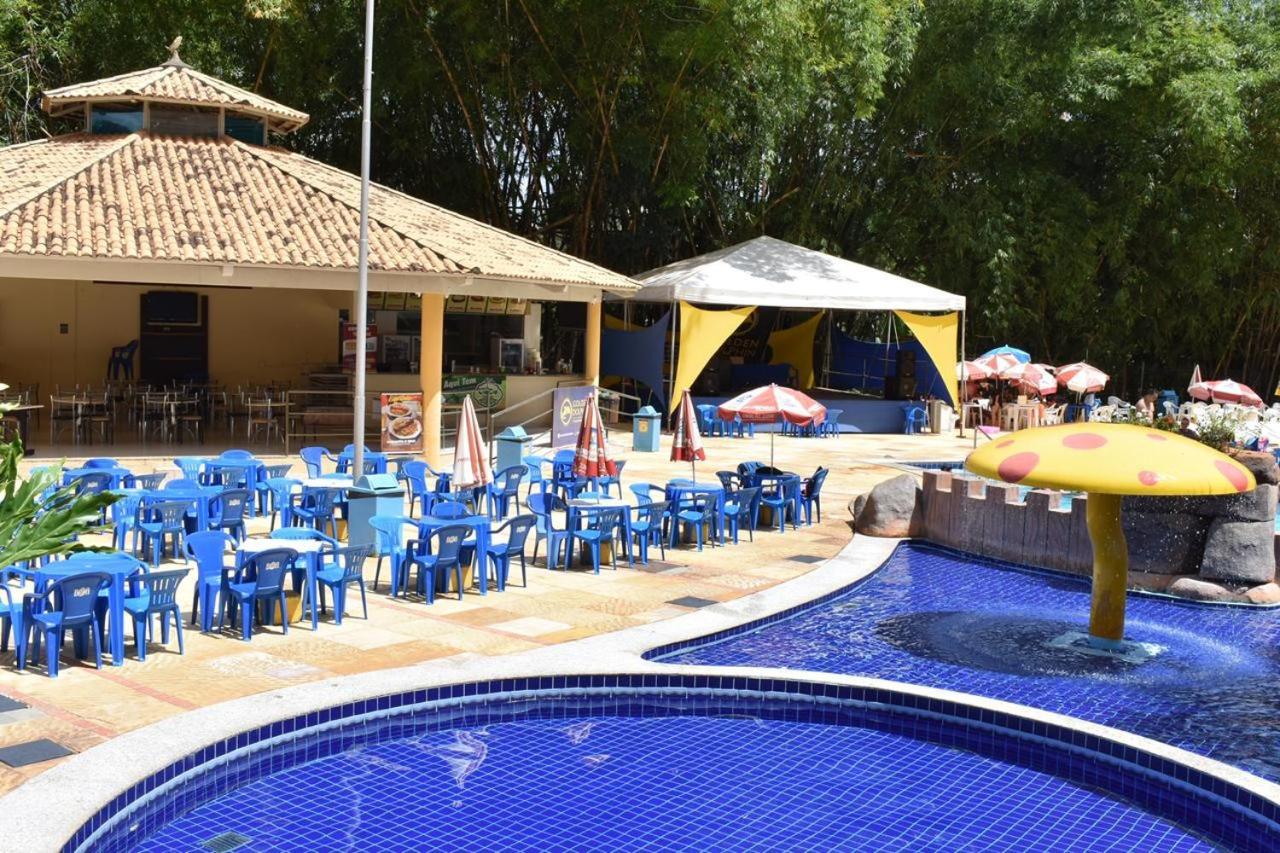 Hotel Golden Dolphin Grand Hotel 130 Caldas Novas Exterior foto